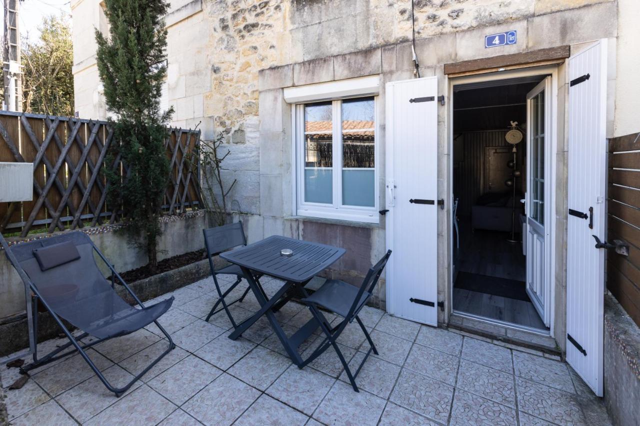 Cozy Cozy Apartment Jonzac Exterior foto